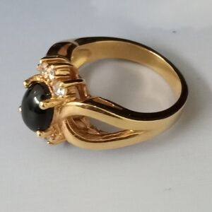 Merlite Vintage Open Side Cabochon Onyx & White Zircon Ring: Size: 6.5 •NWOT